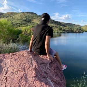 Meet your Posher, Julian